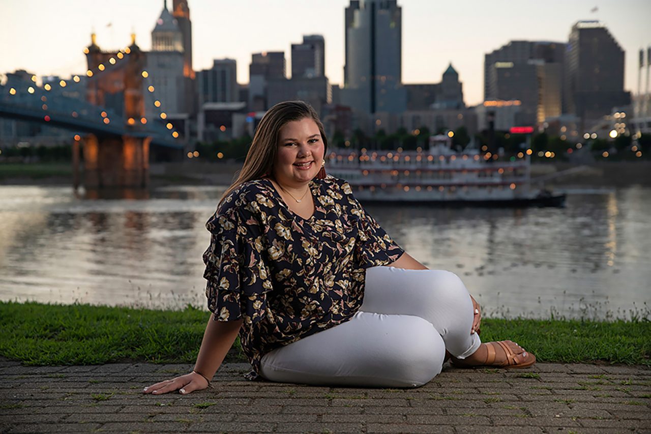senior-picture-locations-in-cincinnati-minks-photography